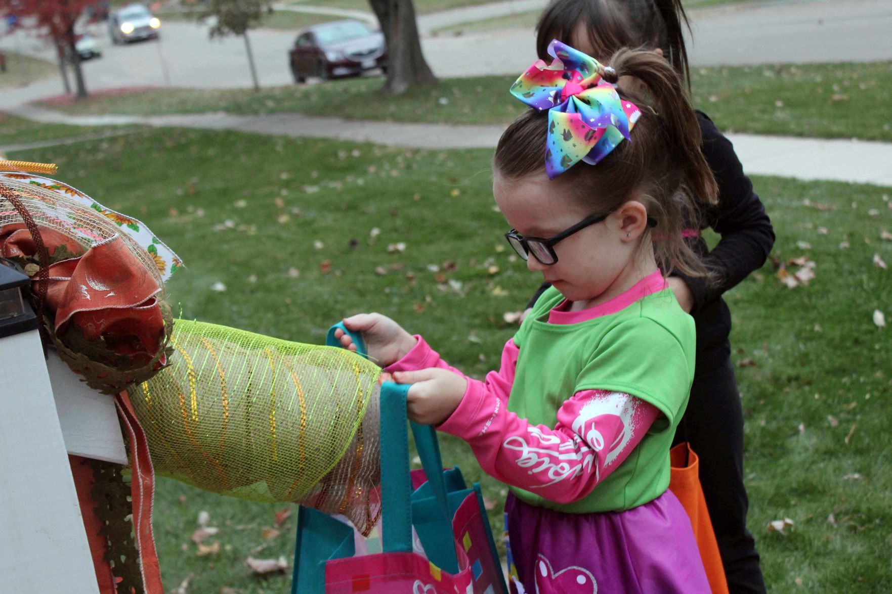 Tori gathers candy